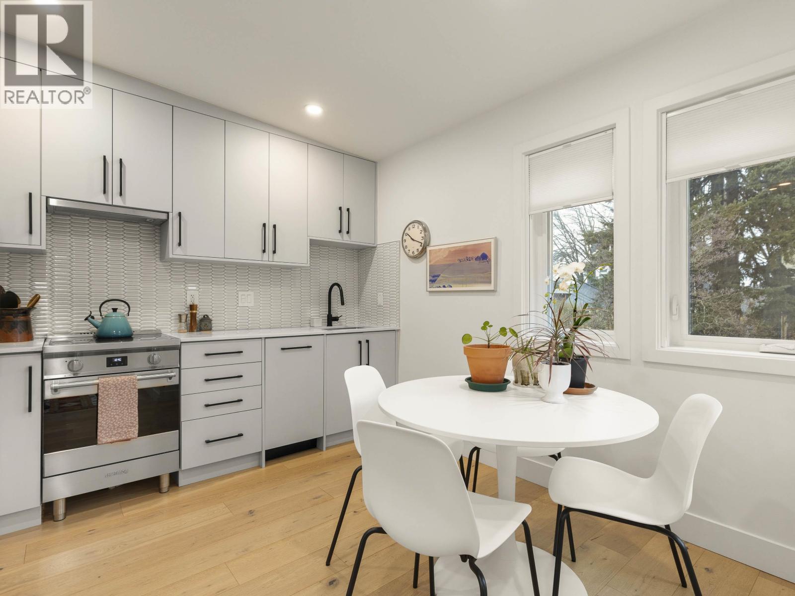 517 E 11th Avenue, Vancouver, British Columbia  V5T 2E1 - Photo 7 - R3114094