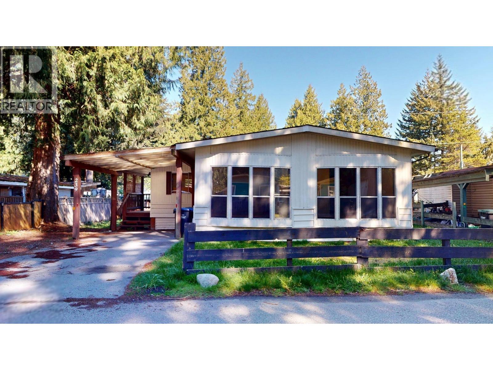 239 1830 MAMQUAM ROAD, Squamish, British Columbia