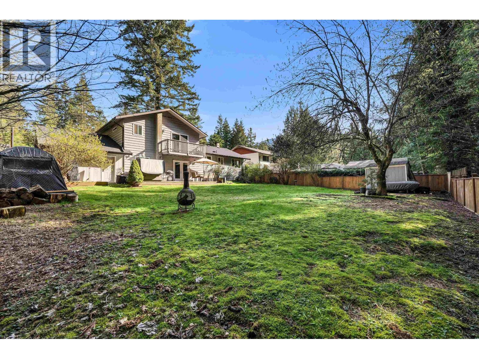 2572 The Boulevard, Squamish, British Columbia  V0N 1T0 - Photo 21 - R3114145