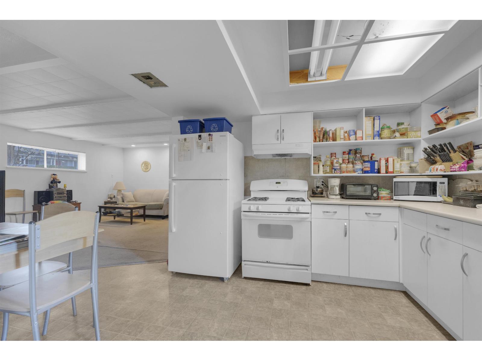 11064 Swan Crescent, Surrey, British Columbia  V3R 5B6 - Photo 25 - R3113572