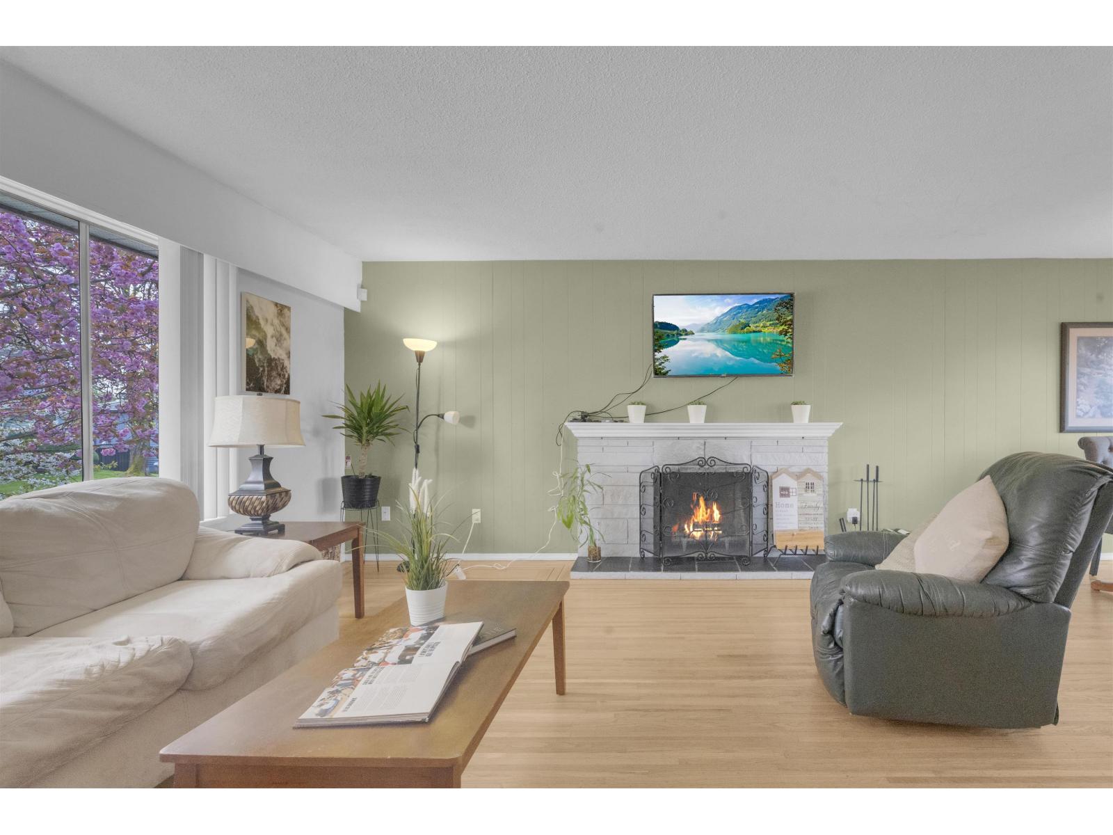 11064 Swan Crescent, Surrey, British Columbia  V3R 5B6 - Photo 8 - R3113572