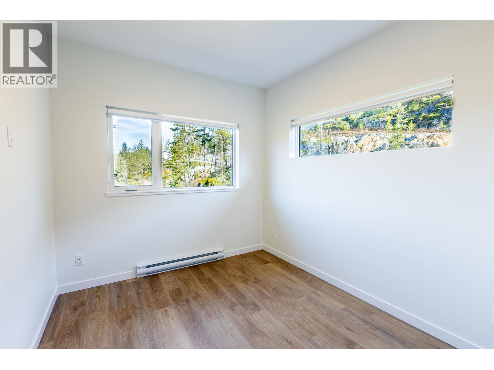 305 39180 Finch Place, Squamish, British Columbia  V8B 1G8 - Photo 3 - R3114116