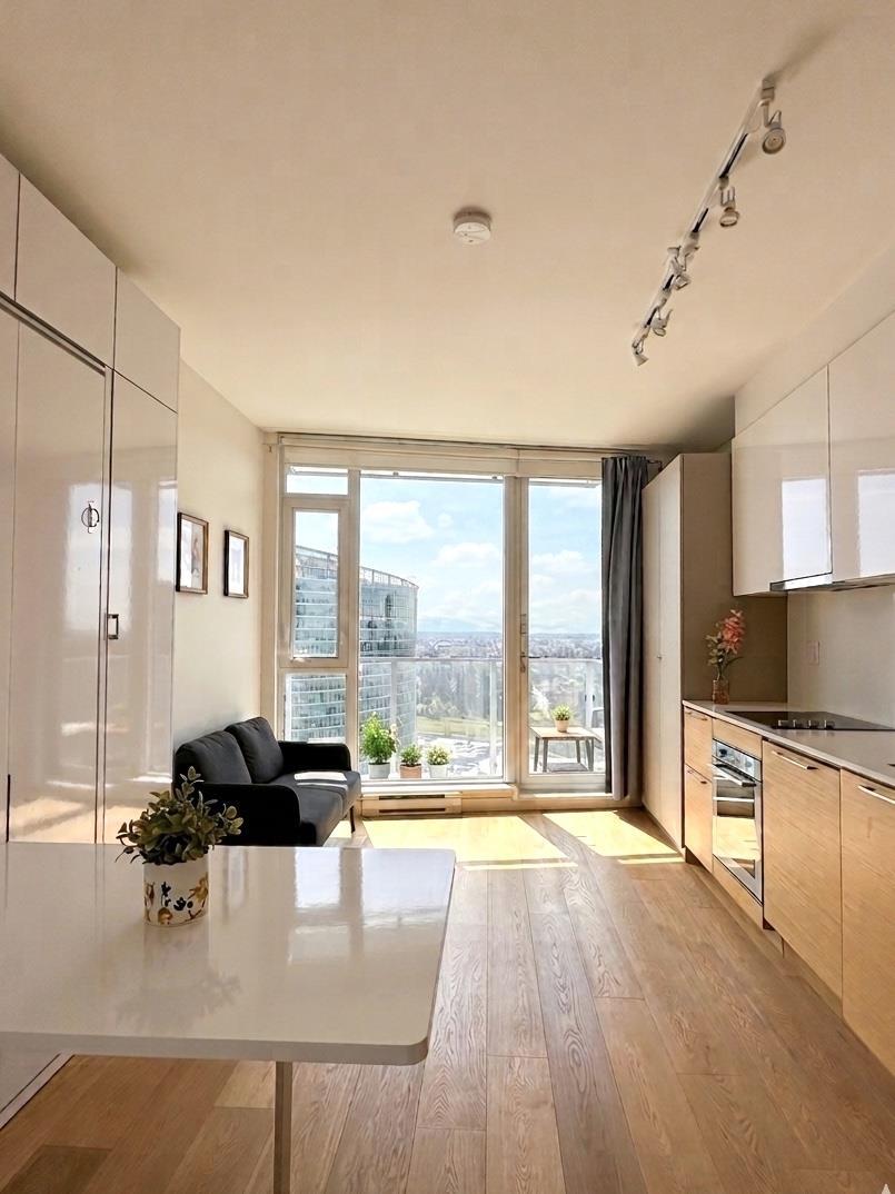 3101 13438 Central Avenue, Surrey, British Columbia  V3T 0N2 - Photo 5 - R3114027