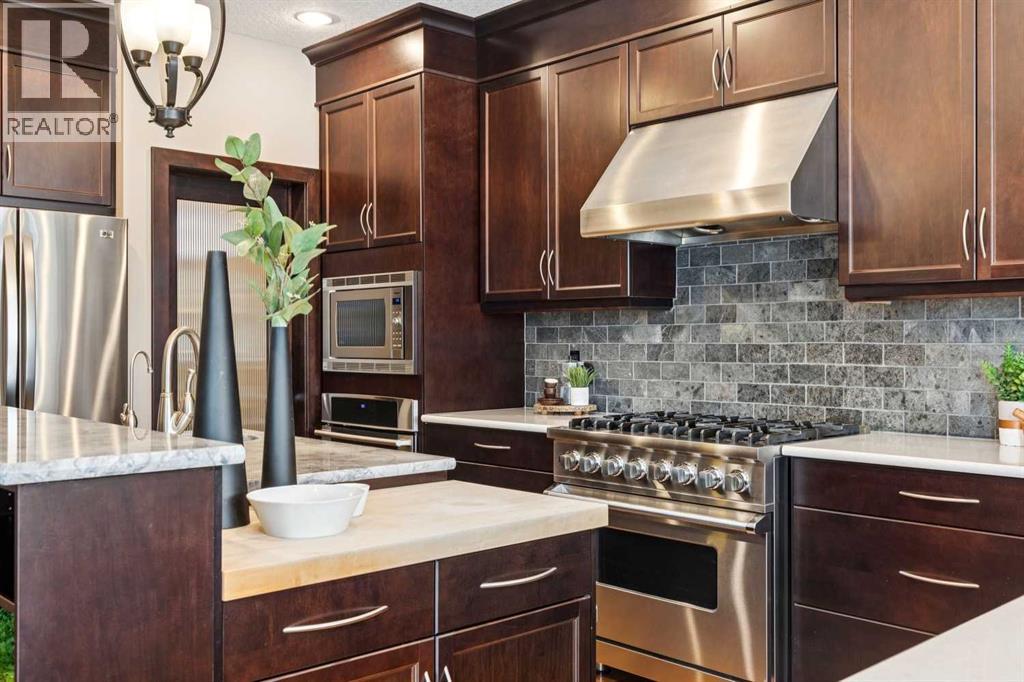 25 Mahogany Square SE, Calgary, Alberta  T3M 0T1 - Photo 8 - A2299580