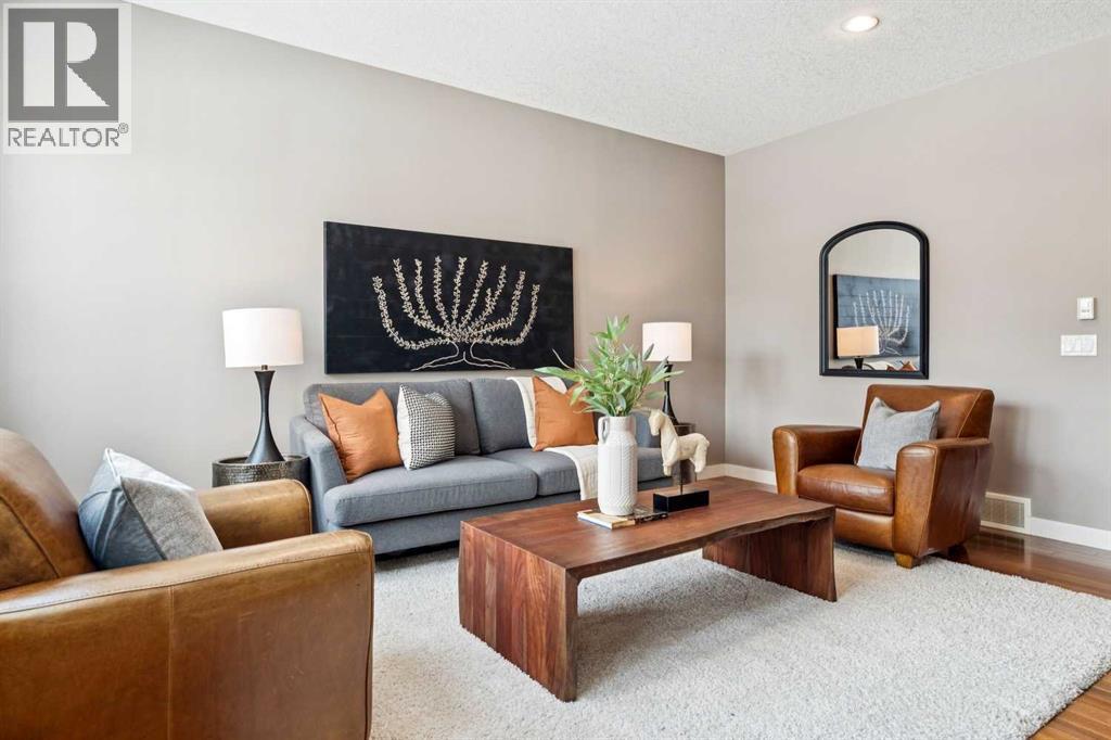 25 Mahogany Square SE, Calgary, Alberta  T3M 0T1 - Photo 14 - A2299580