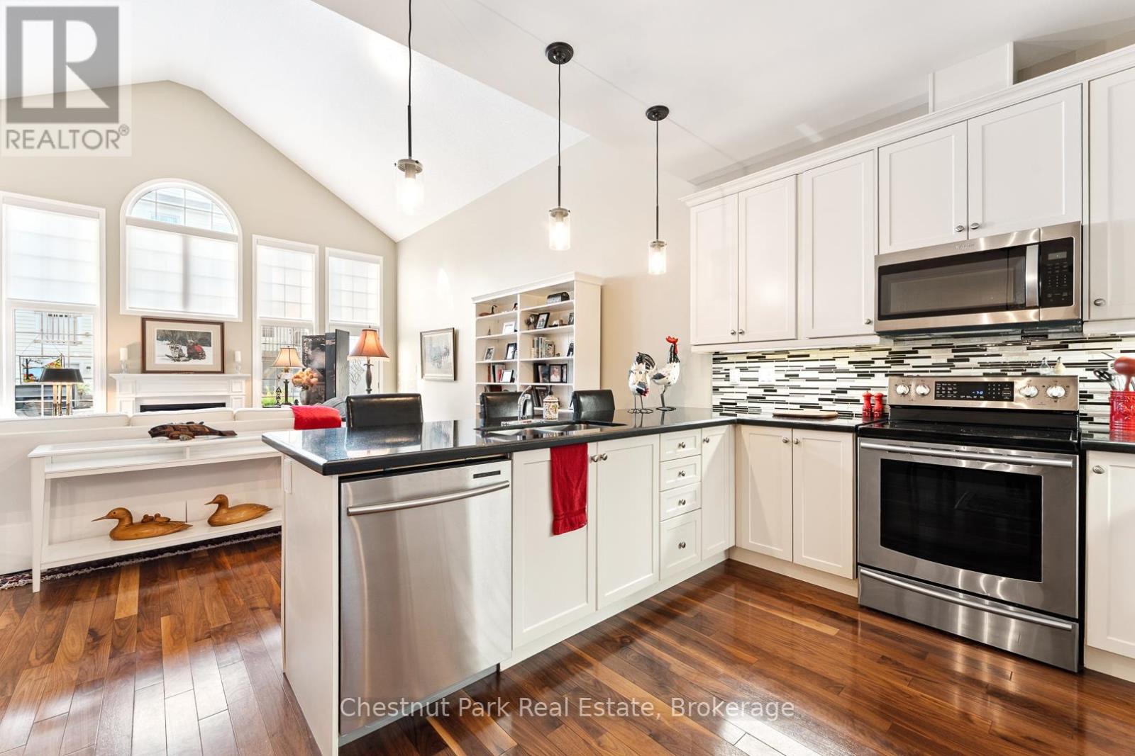 9 Stormont Court, Bracebridge, Ontario  P1L 0B7 - Photo 11 - X13026658