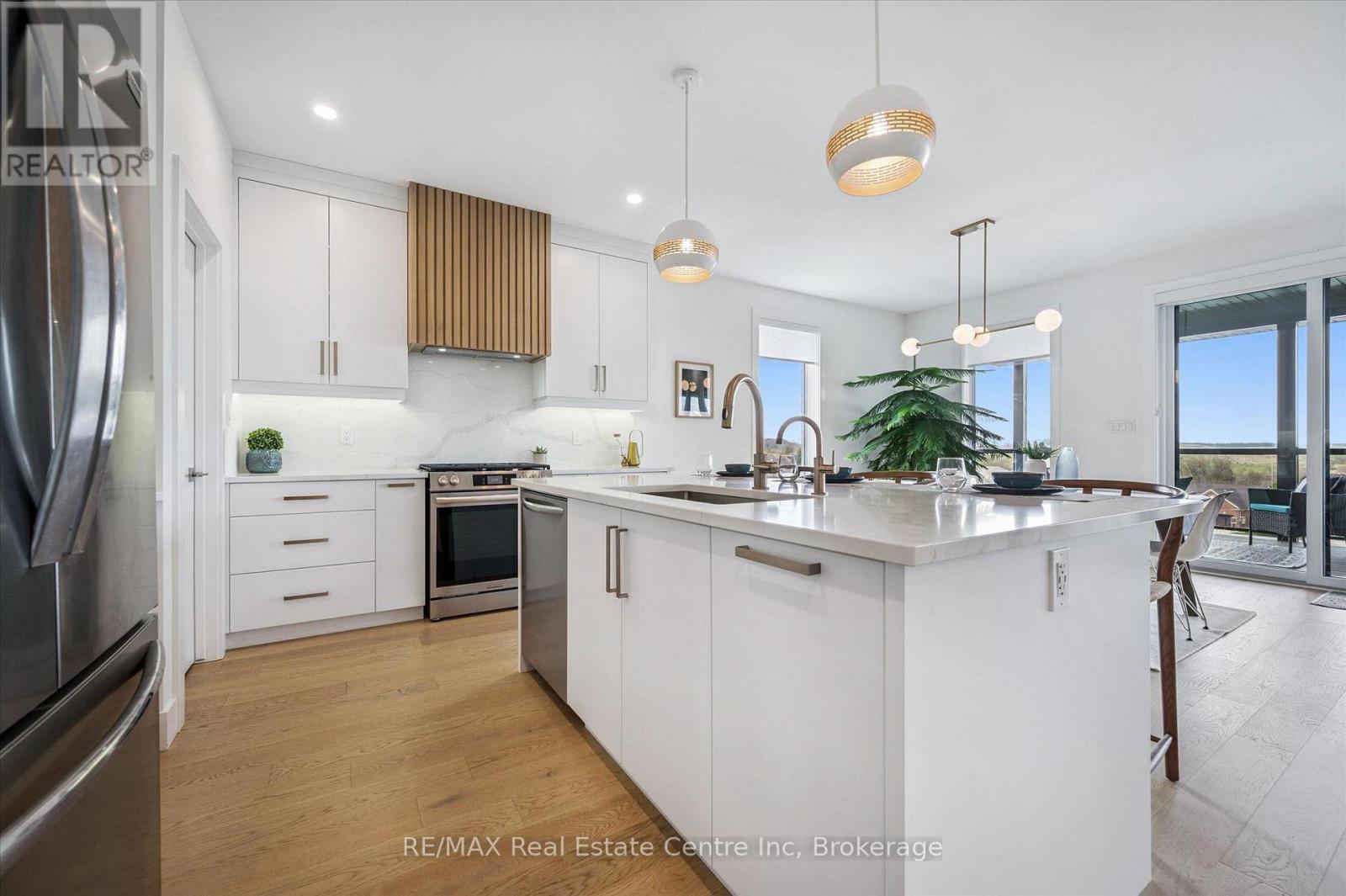 14 Faith Drive, Mapleton, Ontario  N0G 1P0 - Photo 8 - X13026796