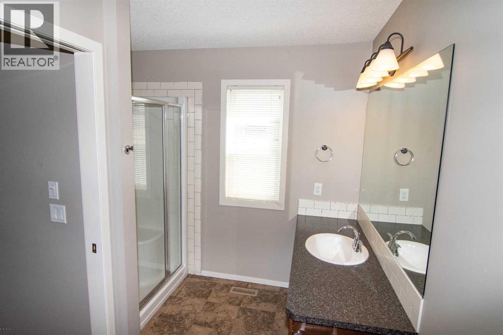 2275 Reunion Street Nw, Airdrie, Alberta  T2B 0H2 - Photo 35 - A2303665