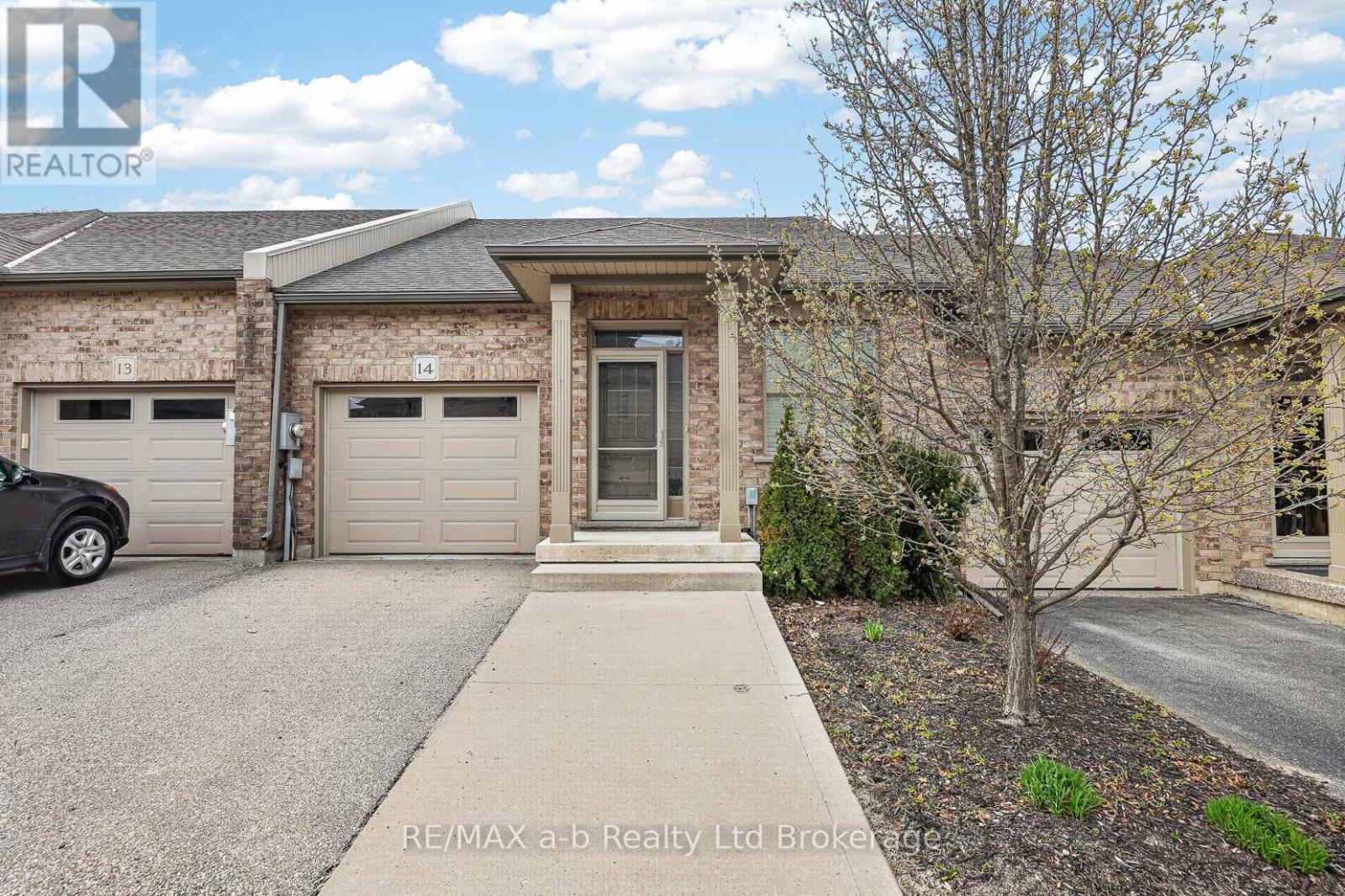 111 KING STREET EAST, UNIT 14 STREET, Ingersoll, Ontario