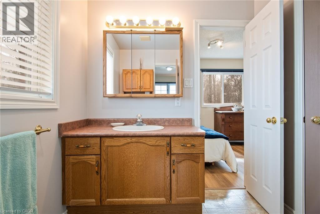 128 Eby Crescent, New Hamburg, Ontario  N3A 1Z2 - Photo 24 - 40822904