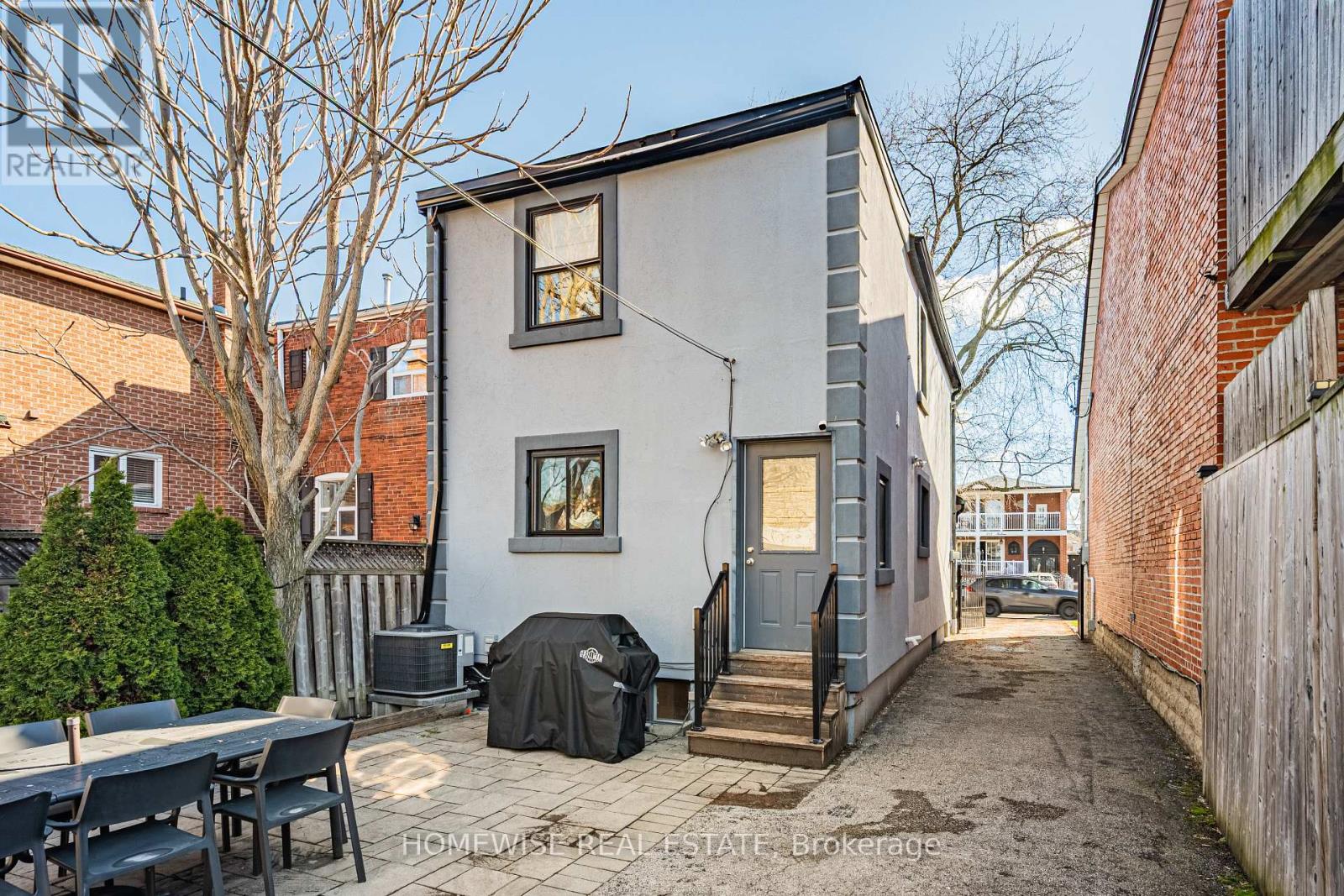 220 Robina Avenue, Toronto (Oakwood Village), Ontario  M6C 3Z1 - Photo 21 - C13026726