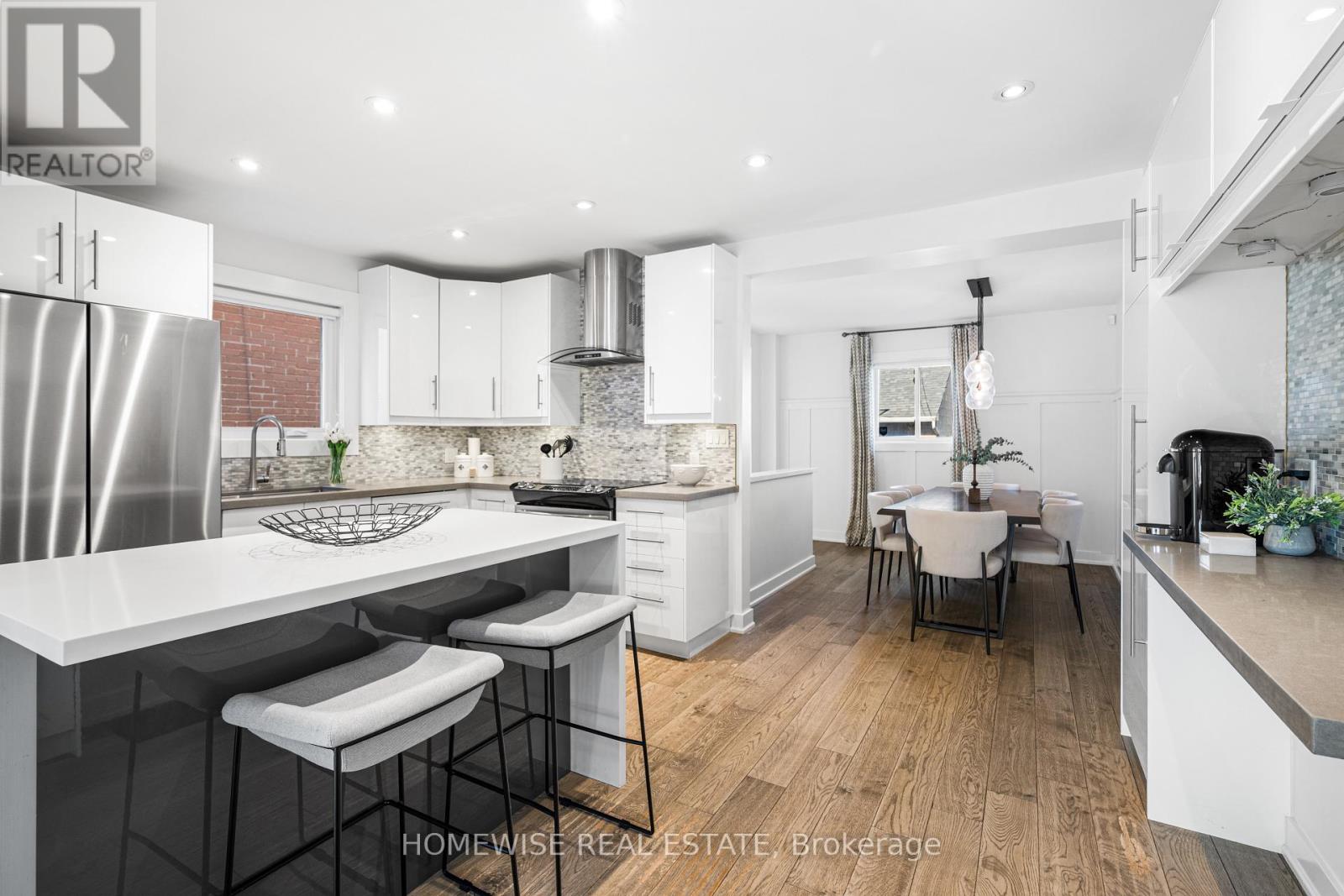 220 Robina Avenue, Toronto (Oakwood Village), Ontario  M6C 3Z1 - Photo 9 - C13026726