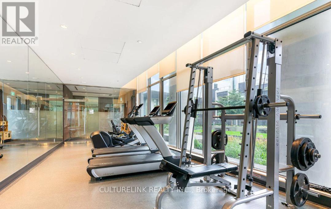 2008 - 117 Mcmahon Drive, Toronto, Ontario  M2K 0E4 - Photo 21 - C13025308