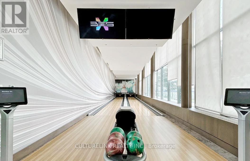 2008 - 117 Mcmahon Drive, Toronto, Ontario  M2K 0E4 - Photo 23 - C13025308