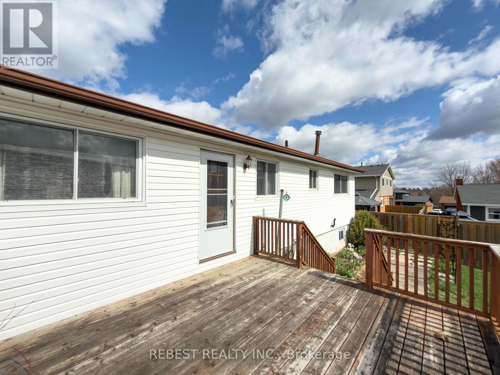 98 Cobblehill Road, Halton Hills, Ontario  L7J 1P3 - Photo 19 - W13003330