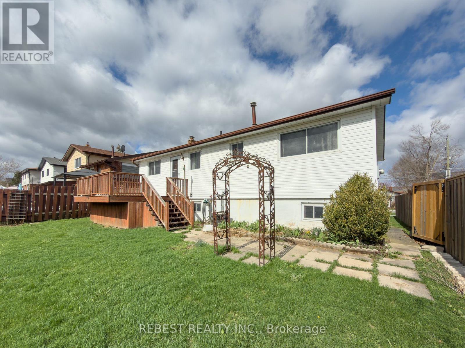 98 Cobblehill Road, Halton Hills, Ontario  L7J 1P3 - Photo 14 - W13003330