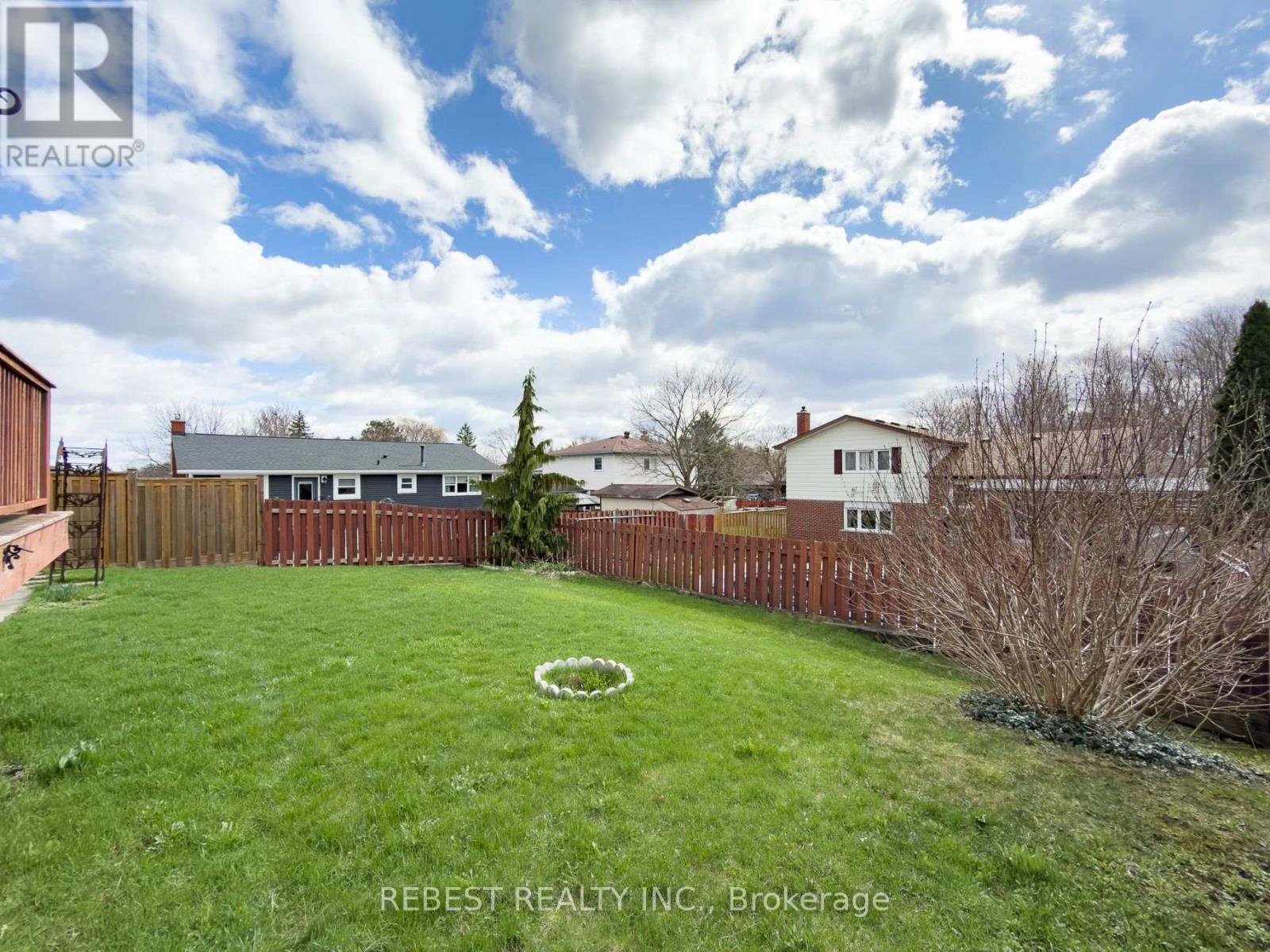 98 Cobblehill Road, Halton Hills, Ontario  L7J 1P3 - Photo 16 - W13003330