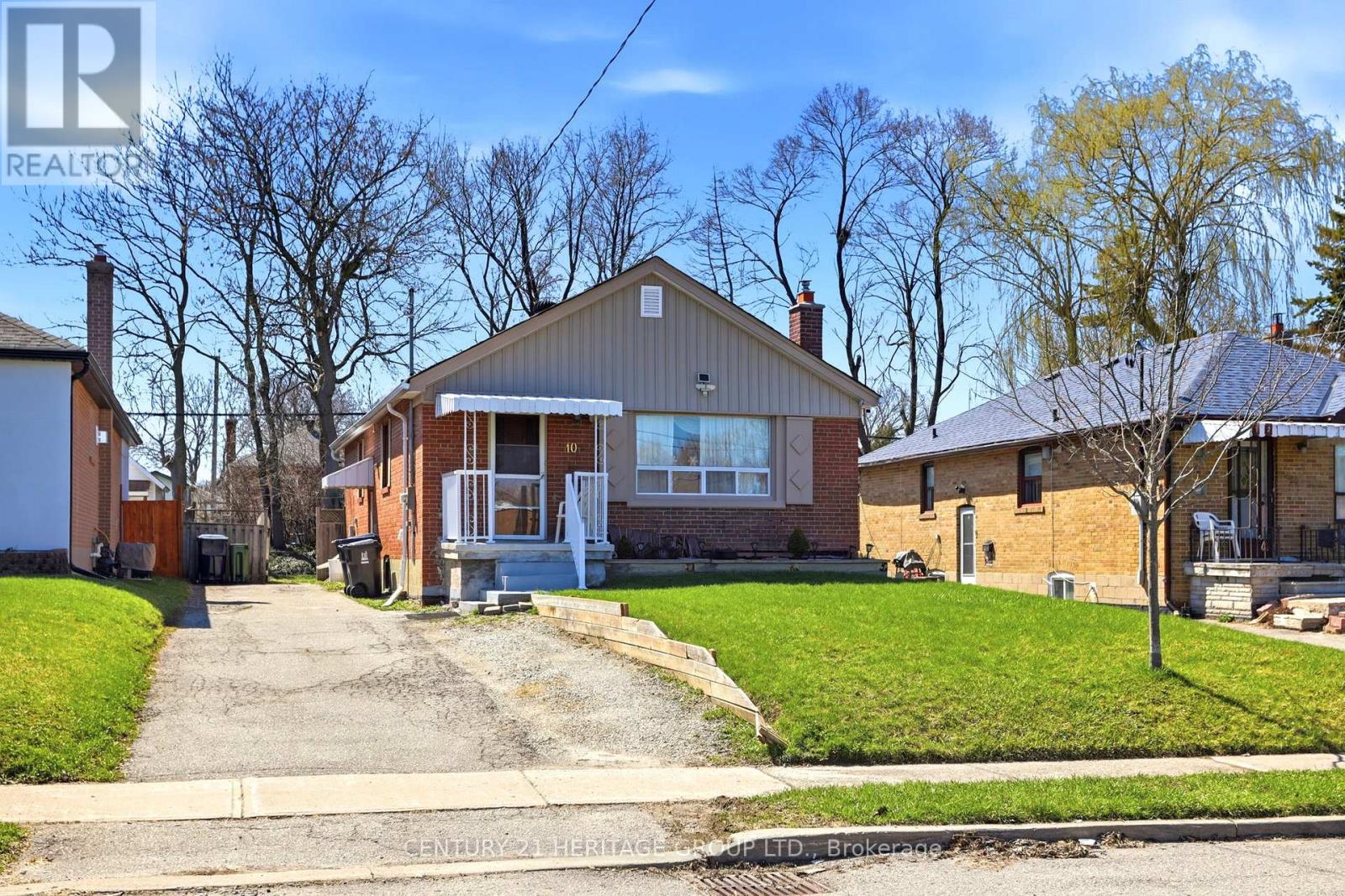 10 Garthwood Drive, Toronto (Kennedy Park), Ontario  M1K 2J5 - Photo 2 - E13026708