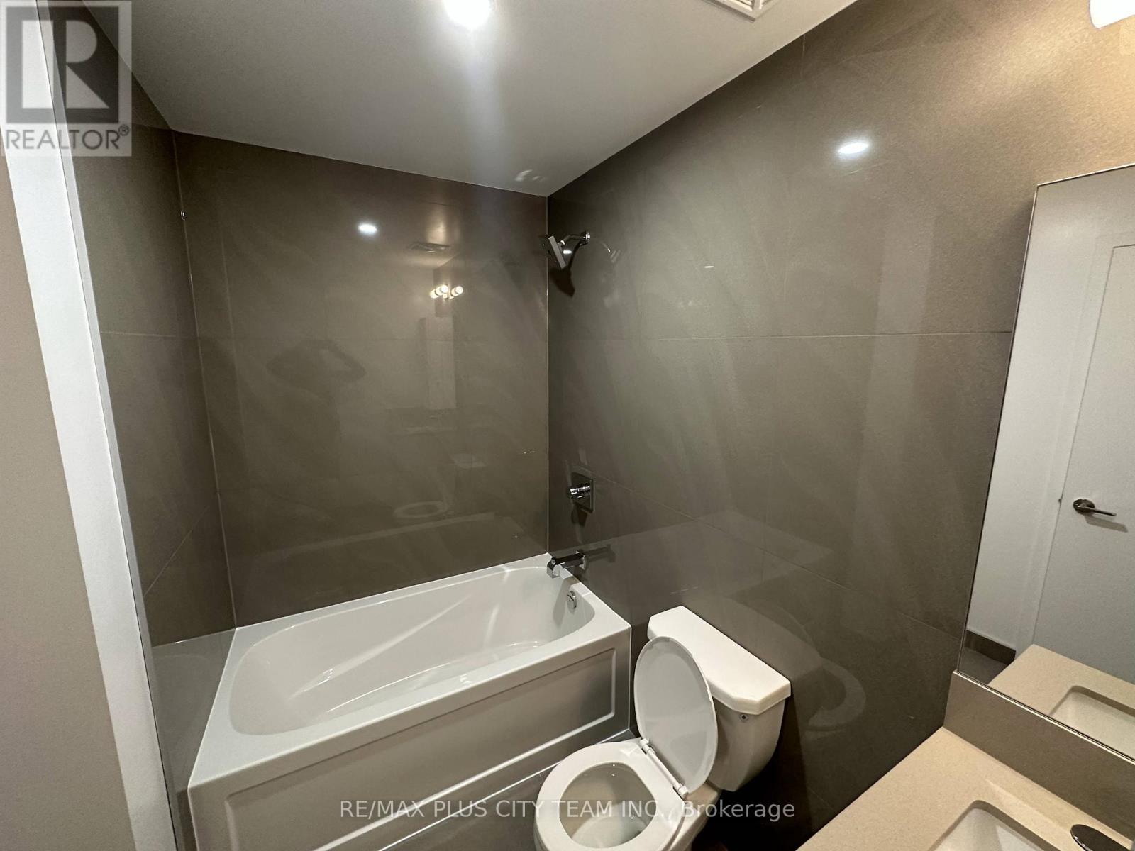 811 - 45 Baseball Place, Toronto, Ontario  M4M 0H1 - Photo 14 - E13026782