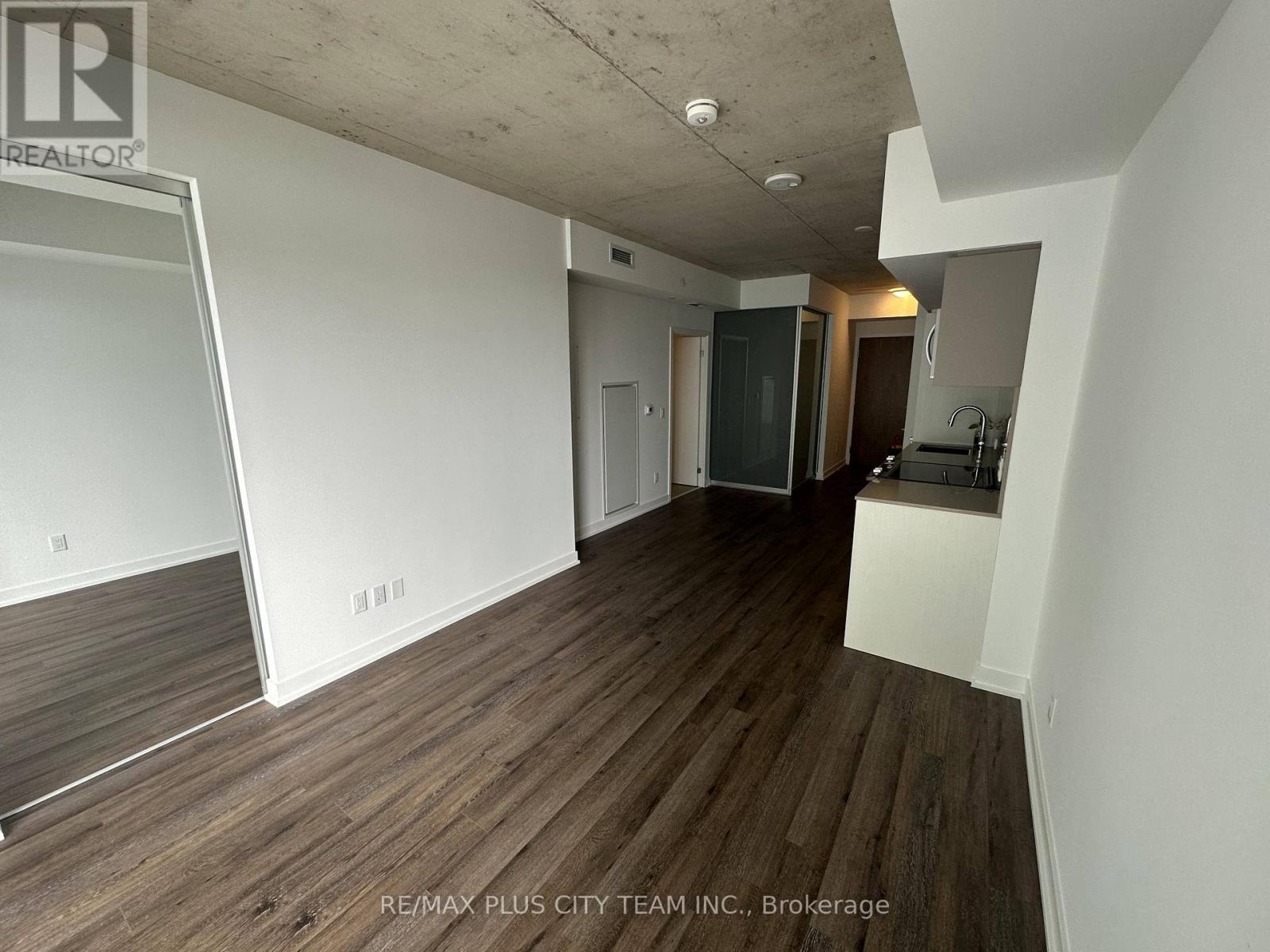 811 - 45 Baseball Place, Toronto, Ontario  M4M 0H1 - Photo 3 - E13026782