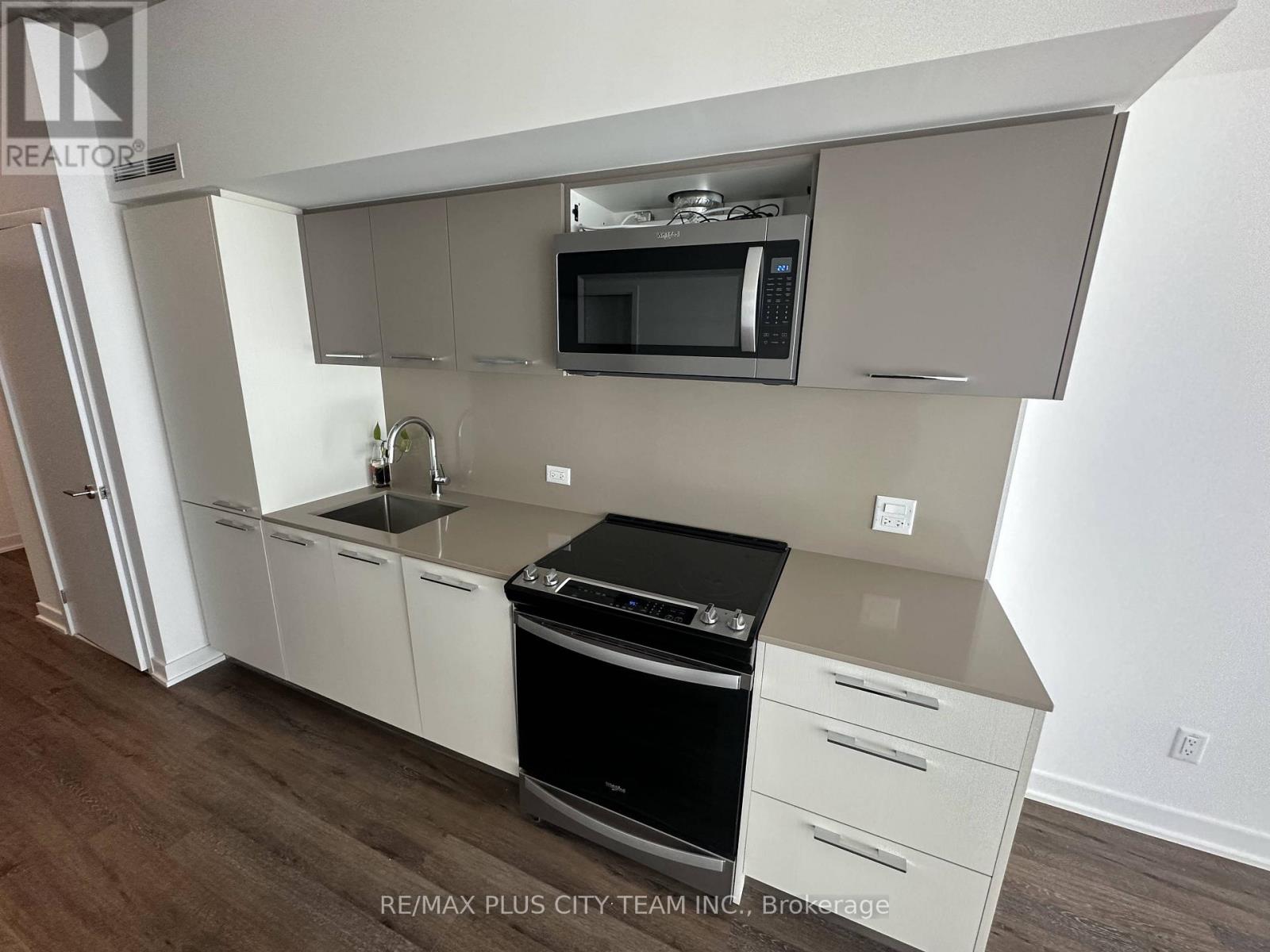 811 - 45 Baseball Place, Toronto, Ontario  M4M 0H1 - Photo 6 - E13026782