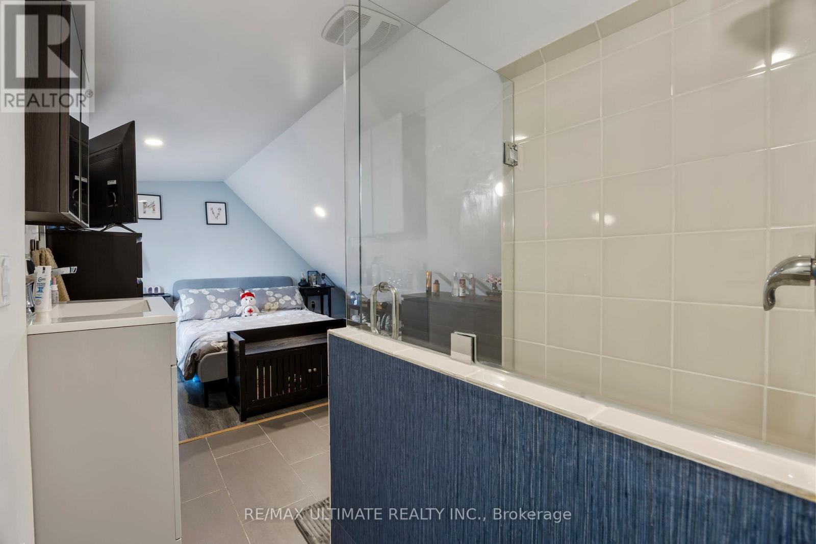 82 Beechwood Avenue, Toronto, Ontario  M6N 4T3 - Photo 14 - W13025808