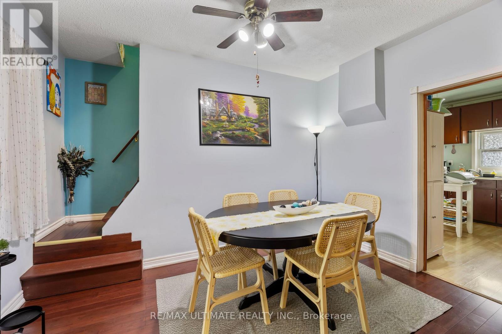 82 Beechwood Avenue, Toronto, Ontario  M6N 4T3 - Photo 9 - W13025808