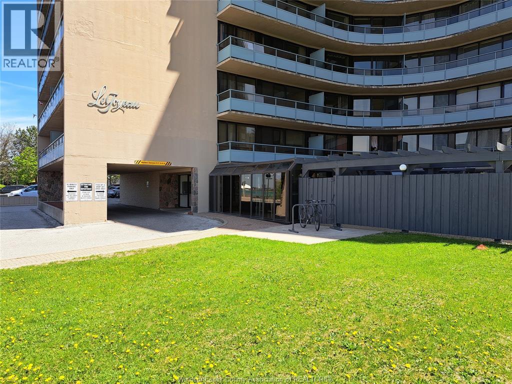 111 Riverside Drive East Unit# 808, Windsor, Ontario  N9A 2S6 - Photo 2 - 26008827