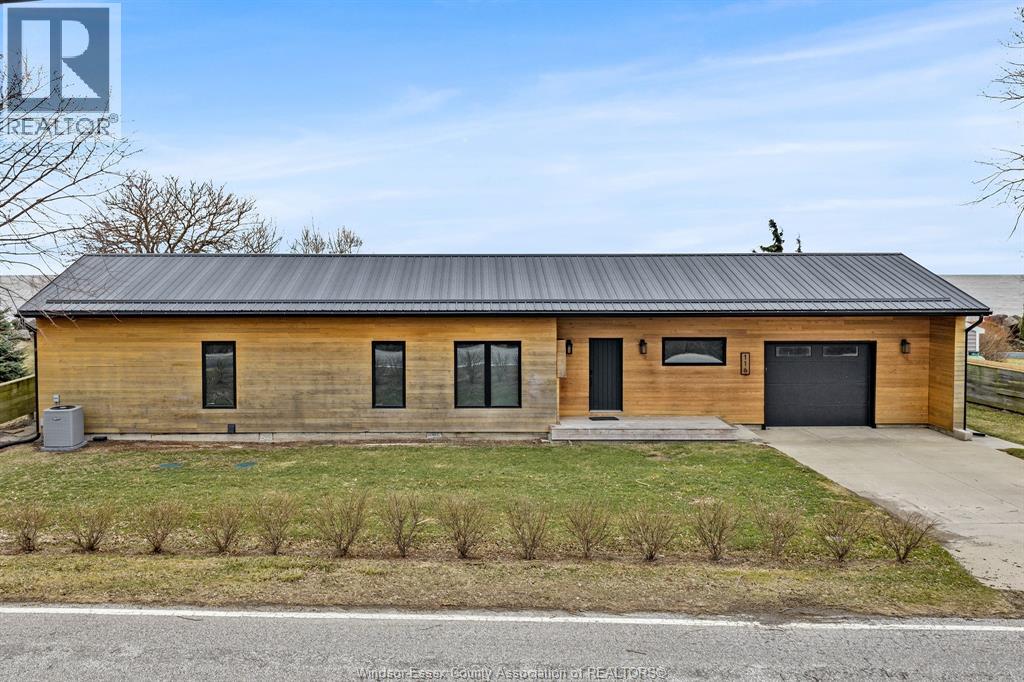 116 East Beach, Leamington, Ontario  N8H 3V7 - Photo 2 - 26008824