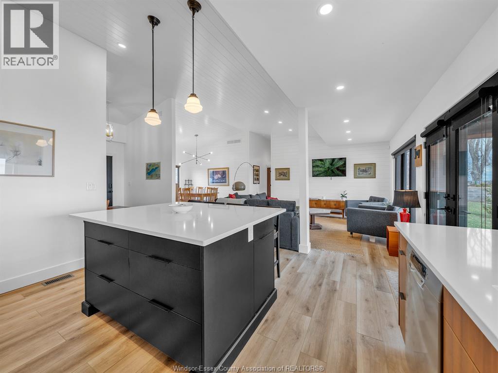 116 East Beach, Leamington, Ontario  N8H 3V7 - Photo 6 - 26008824