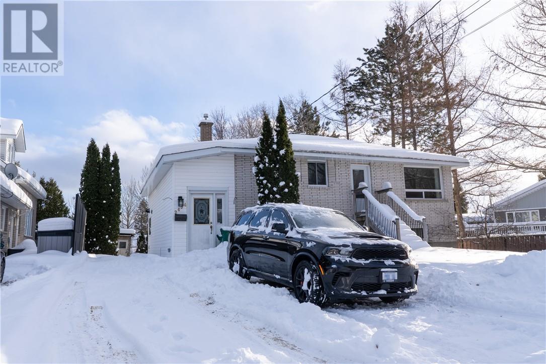 2434 Blyth Road, Sudbury, Ontario  P3E 5A6 - Photo 3 - 2127142