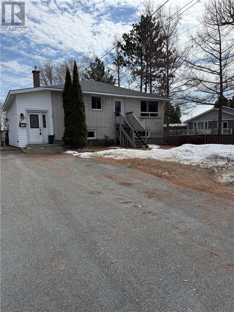 2434 Blyth Road, Sudbury, Ontario