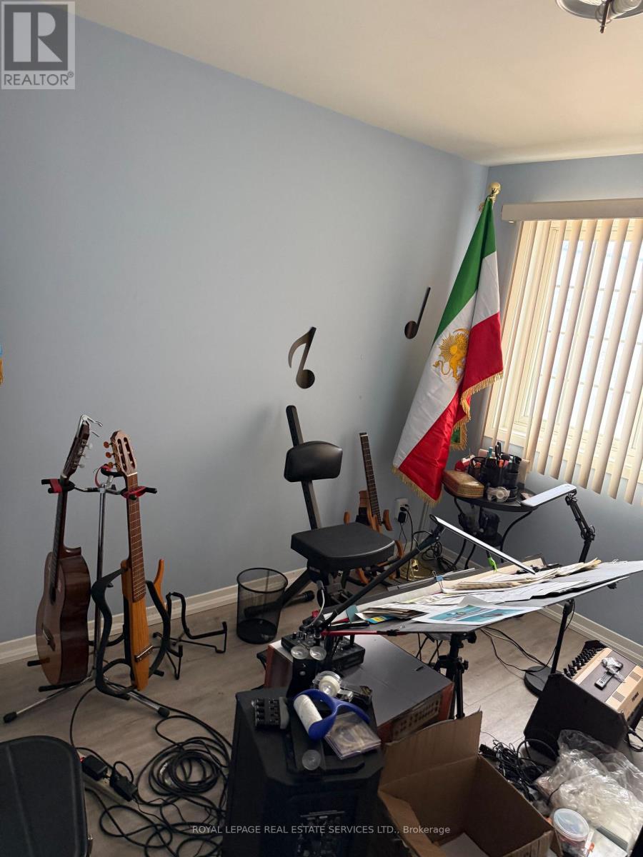 267 Irene Drive, Georgina, Ontario  L4P 3A9 - Photo 3 - N13026656