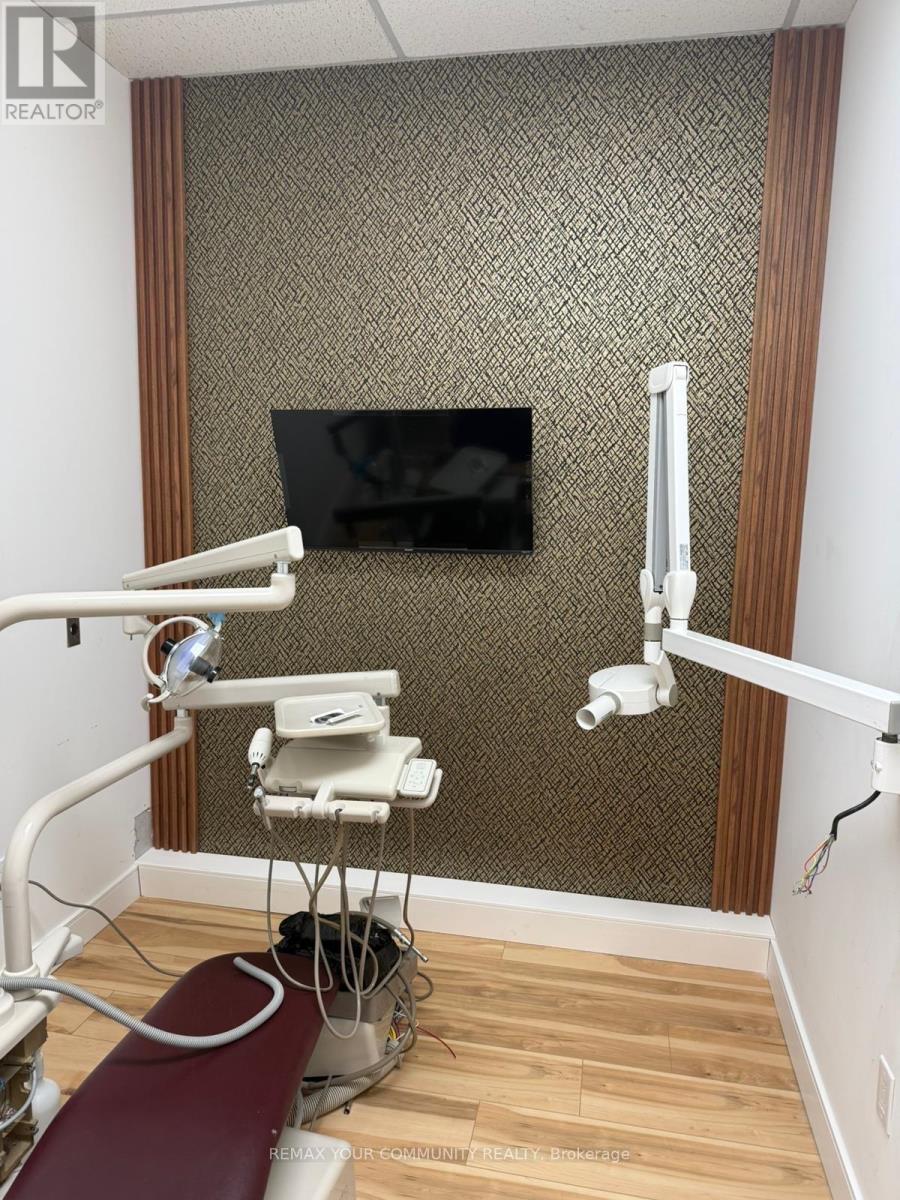 7309 Woodbine Avenue, Markham, Ontario  L3R 3V7 - Photo 6 - N13026714