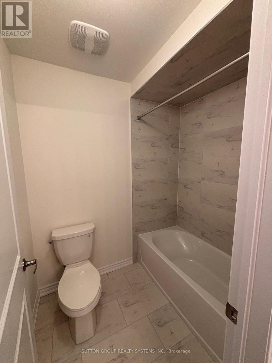 24 Federica Crescent, Wasaga Beach, Ontario  L9Z 0N5 - Photo 7 - S13026672