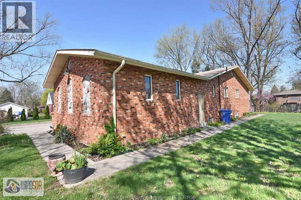 600 Cousineau Road Unit# Lower, Windsor, Ontario  N9G 1V5 - Photo 7 - 26008769