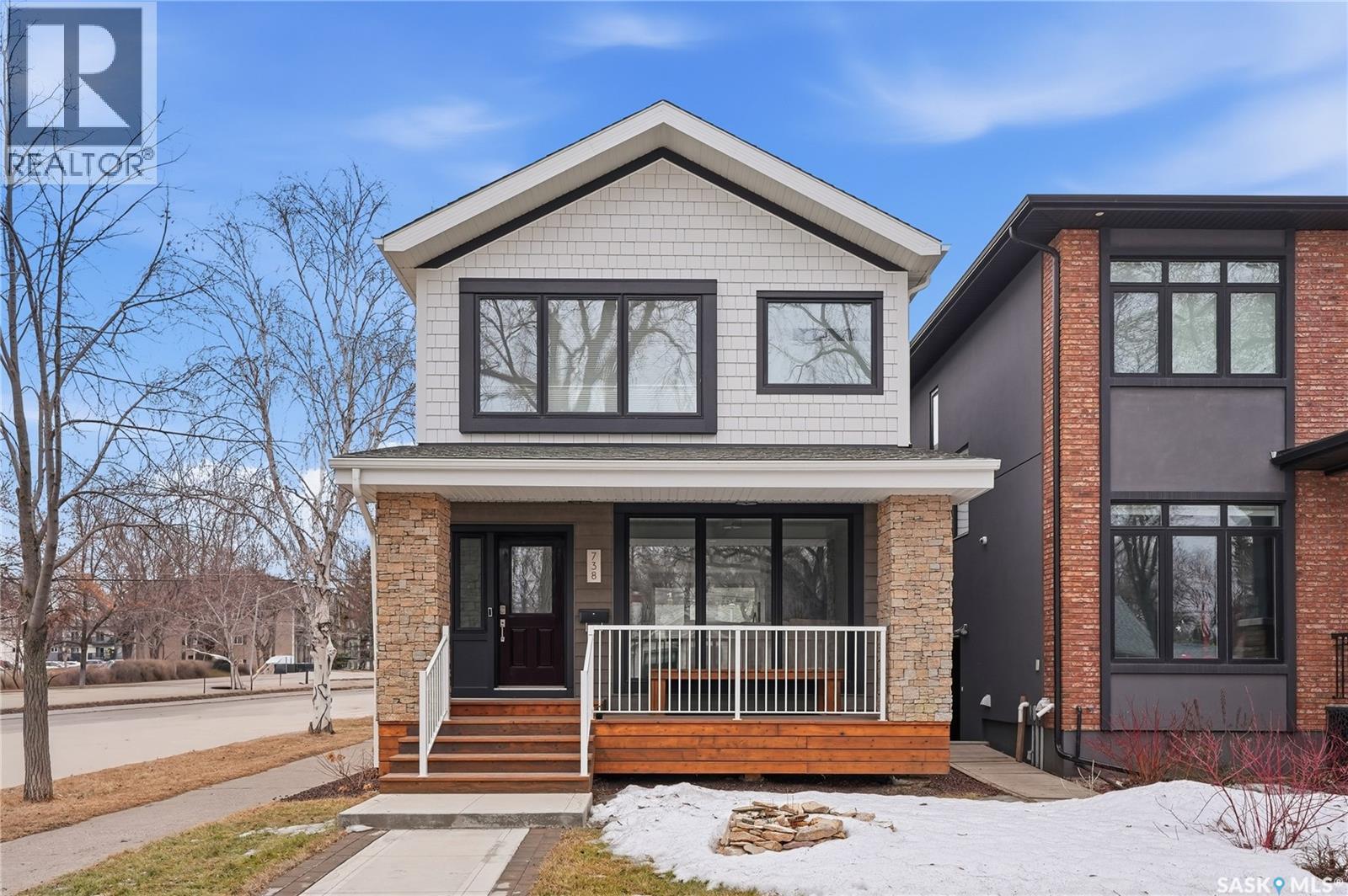 738 Main Street, Saskatoon, Saskatchewan