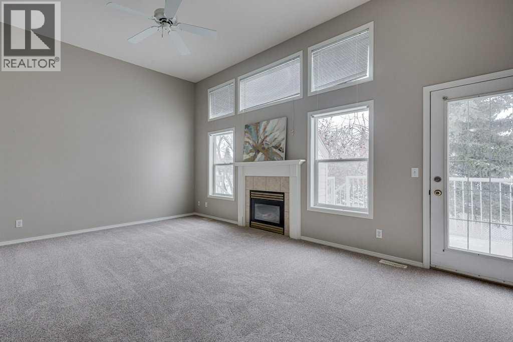 15 Kerry Wood Mews, Red Deer, Alberta  T4N 7B8 - Photo 1 - A2290004