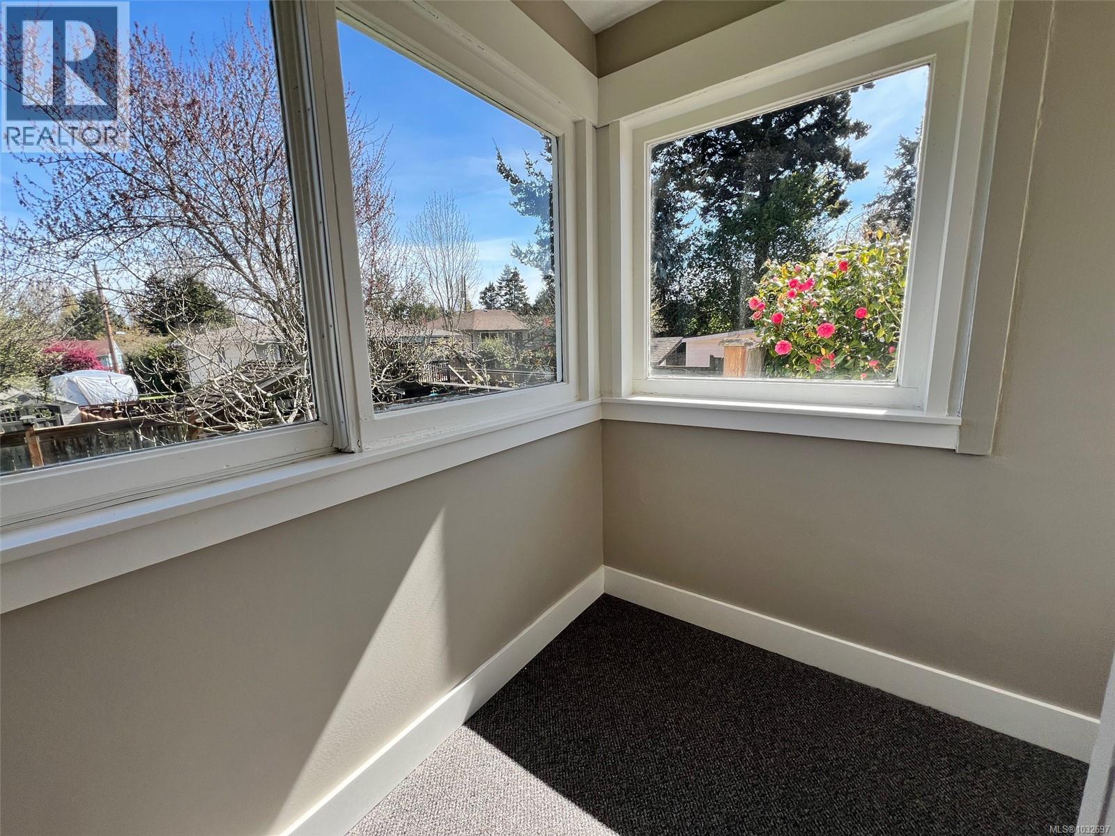 4031 Quadra St, Saanich, British Columbia  V8X 1K1 - Photo 22 - 1032697