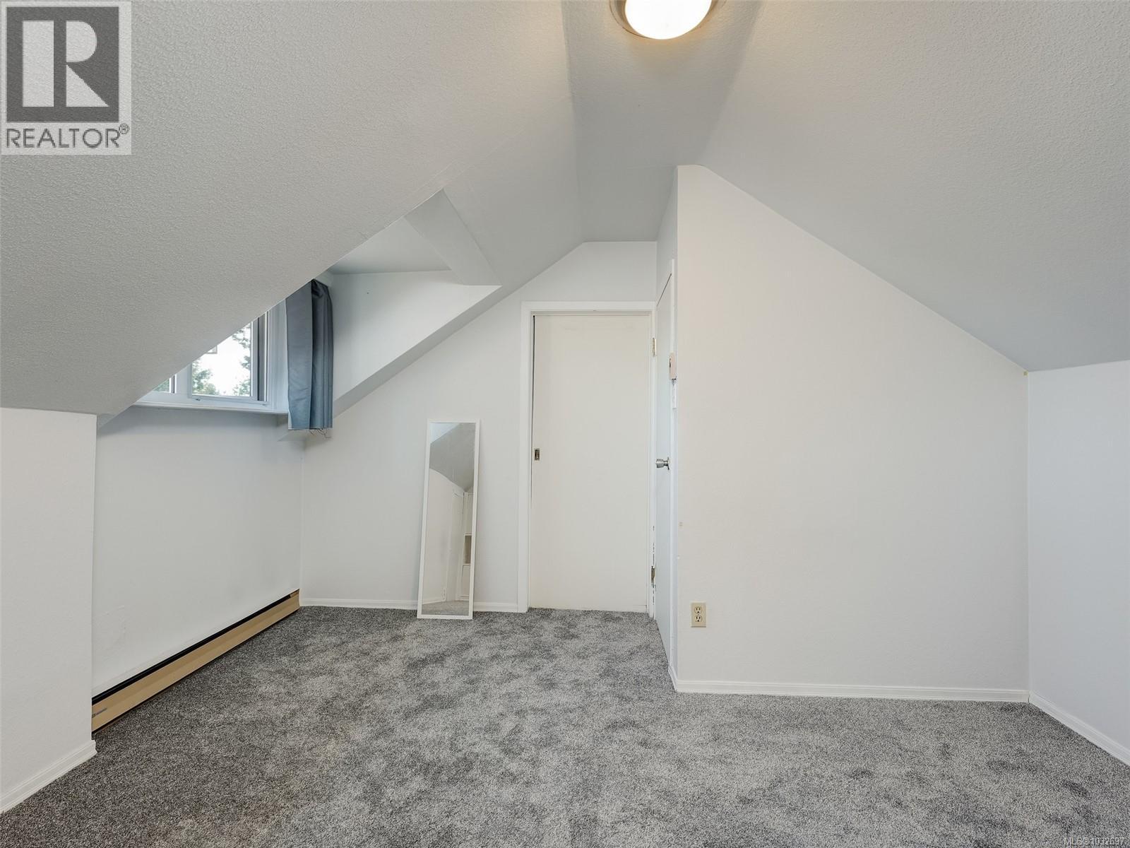 4031 Quadra St, Saanich, British Columbia  V8X 1K1 - Photo 27 - 1032697