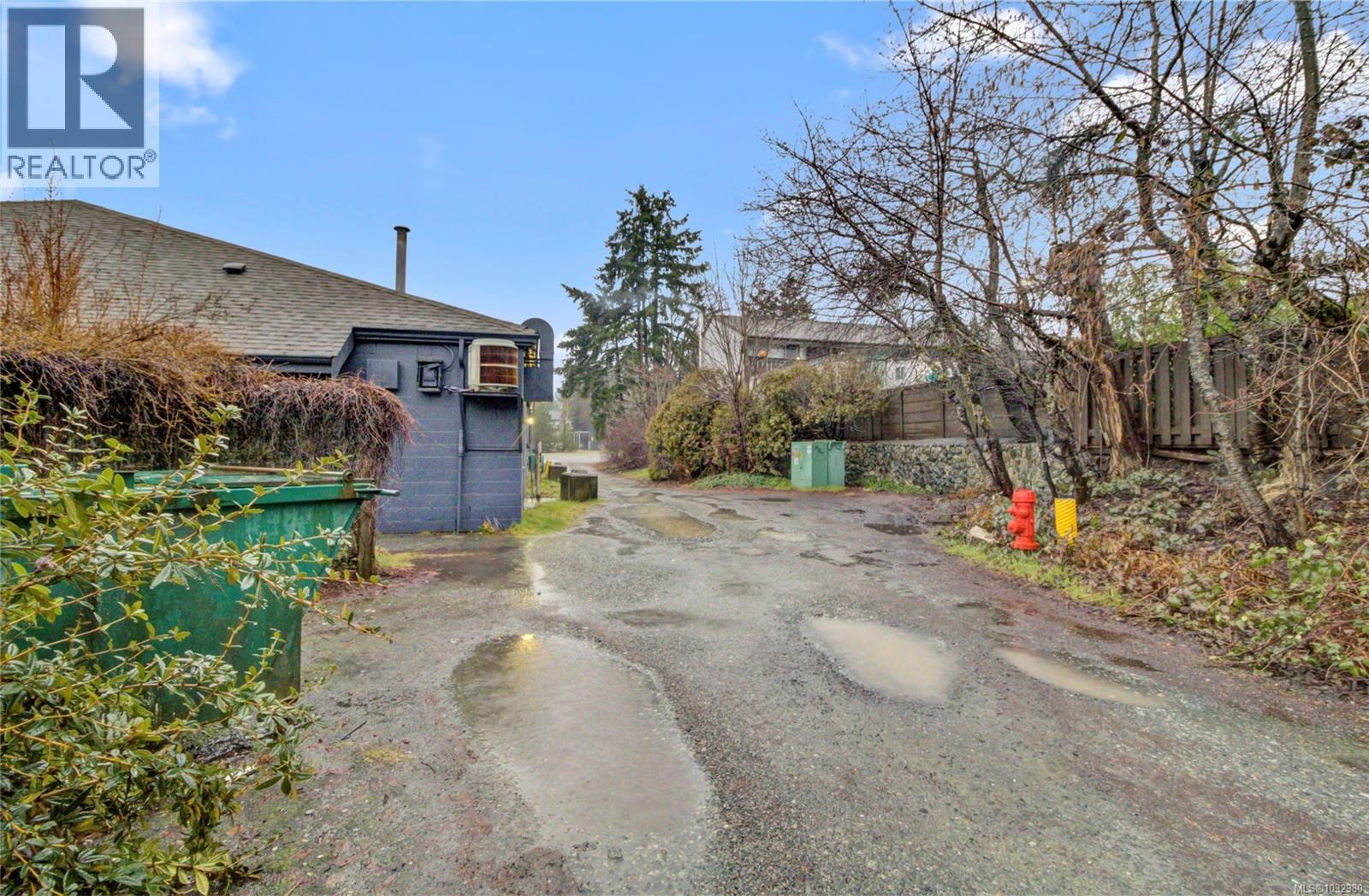 375 Nimpkish Dr, Gold River, British Columbia  V0P 1G0 - Photo 12 - 1032980