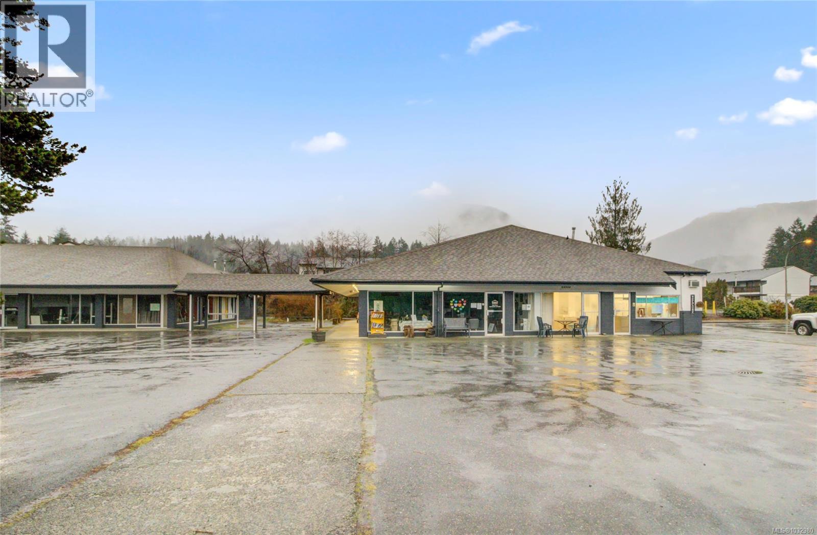 375 Nimpkish Dr, Gold River, British Columbia  V0P 1G0 - Photo 21 - 1032980