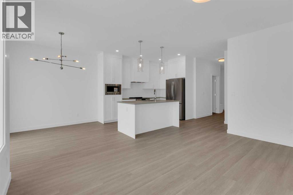 1321 South Point Parade SW, Airdrie, Alberta  T4B 0Y7 - Photo 13 - A2272934