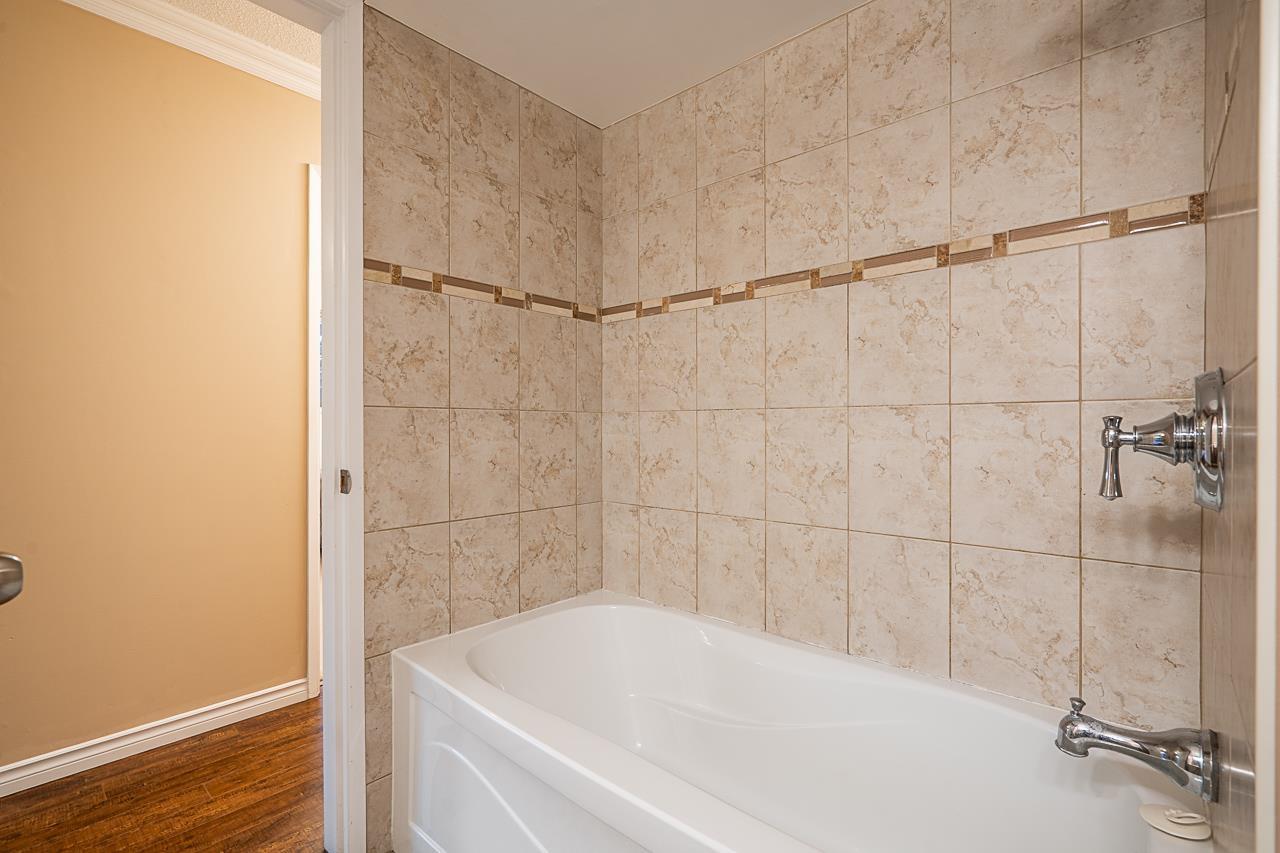 26981 28b Avenue, Langley, British Columbia  V4W 3A5 - Photo 19 - R3113379