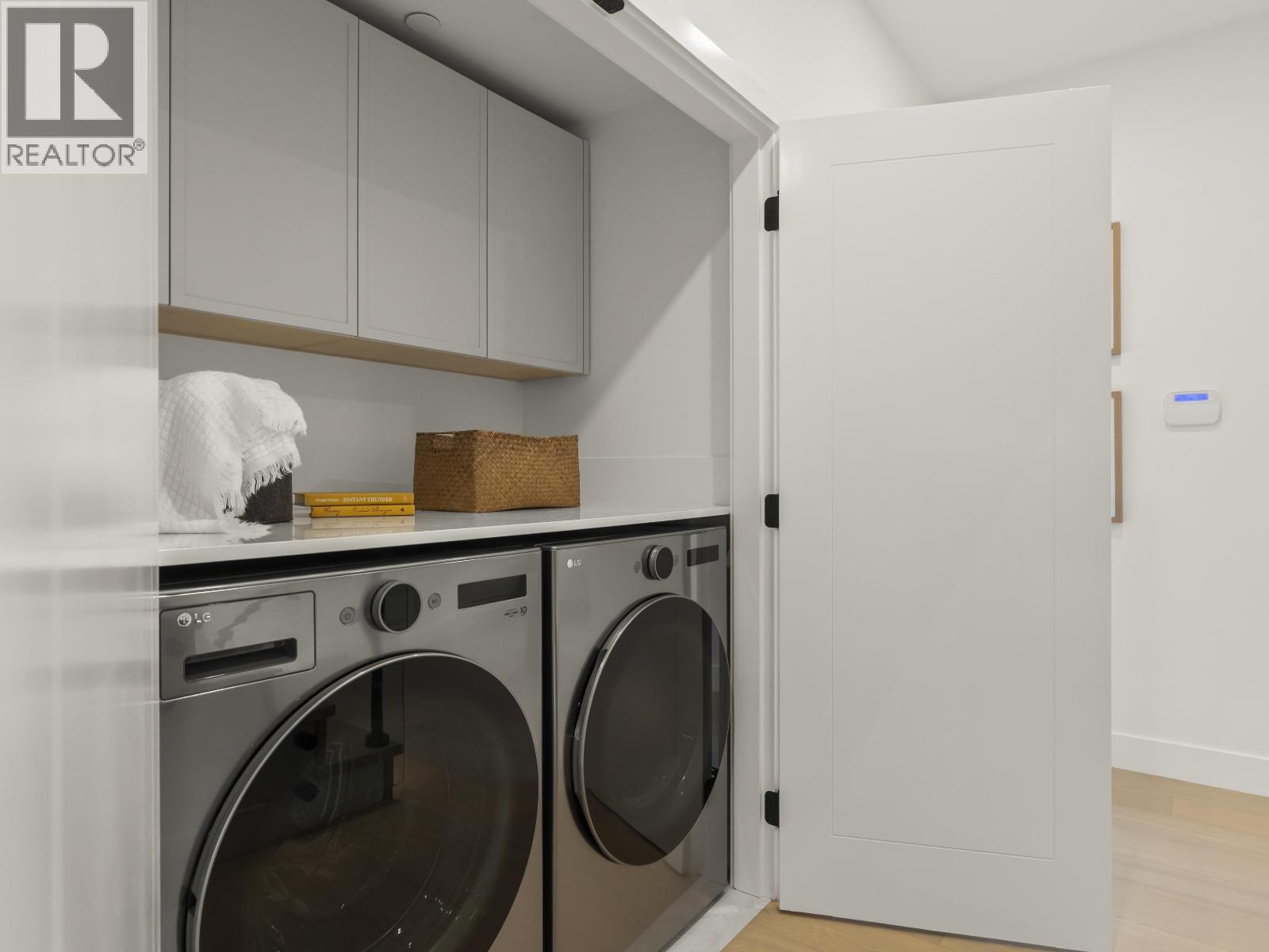 2 3255 13th Avenue, Vancouver, British Columbia  V6K 2V6 - Photo 27 - R3114049