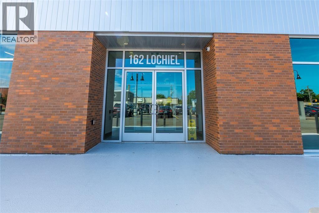 162 Lochiel Street Unit# Unit 1, Sarnia, Ontario  N7T 5V2 - Photo 5 - 26000905