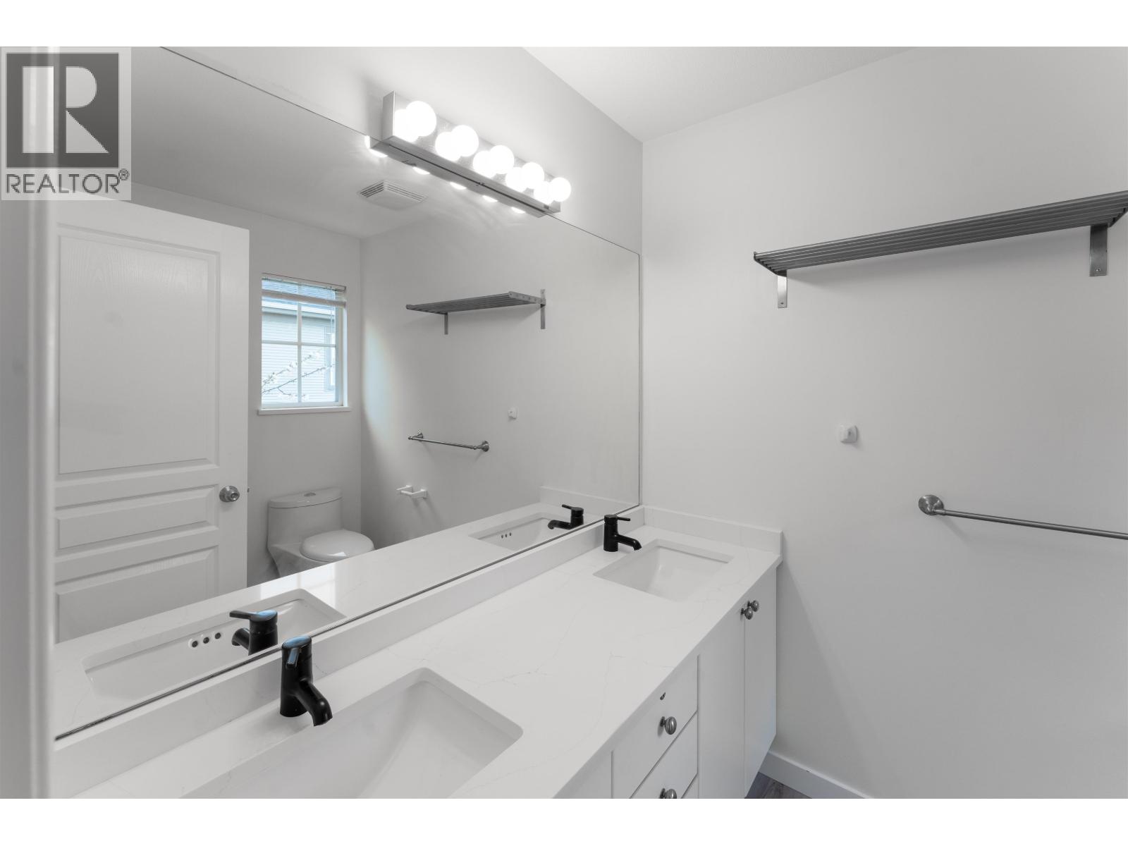 8 6111 No. 1 Road, Richmond, British Columbia  V7C 1T4 - Photo 16 - R3113969