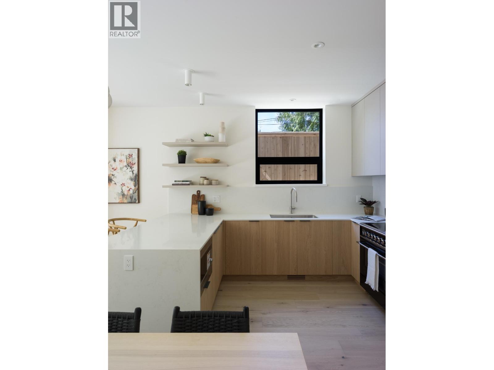 891 E 21st Avenue, Vancouver, British Columbia  V5V 1S3 - Photo 4 - R3113963