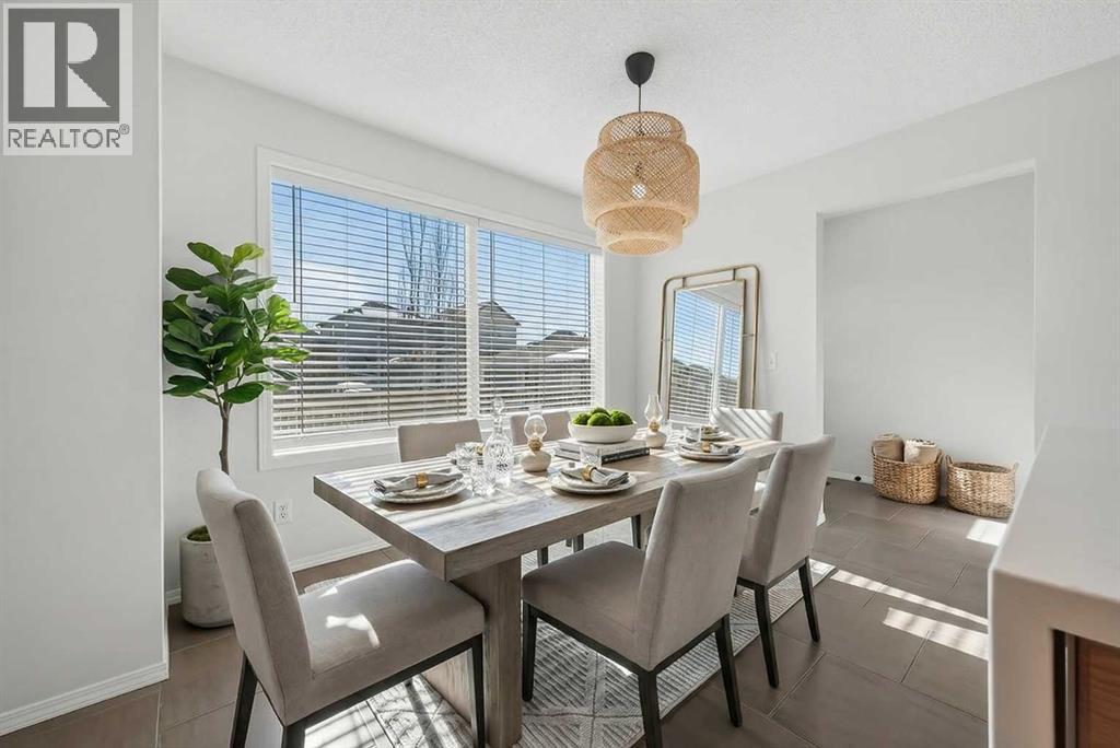 641 Evermeadow Road SW, Calgary, Alberta  T2Y 4W8 - Photo 15 - A2289748