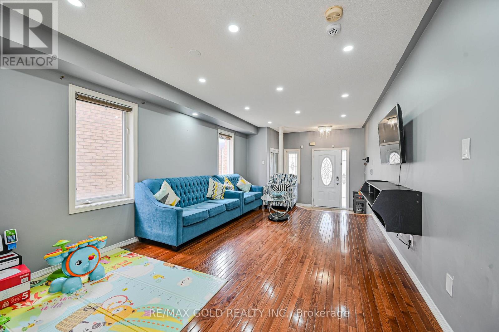 116 Heartleaf Crescent, Brampton, Ontario  L7A 2C1 - Photo 13 - W13026668